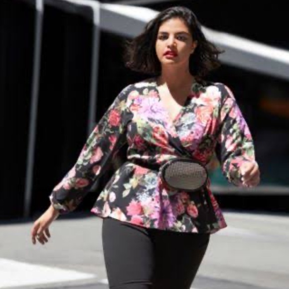 City Chic Floral Wrap Blouse - Picture 13 of 13